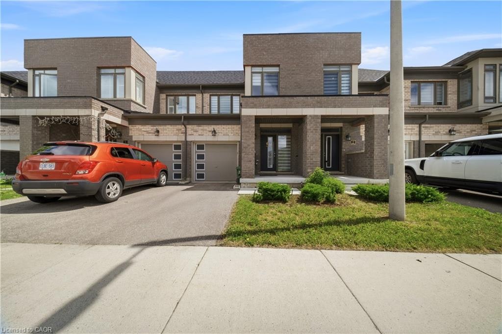 32-166 Deerpath Drive, Guelph, ON, N1K 0E2