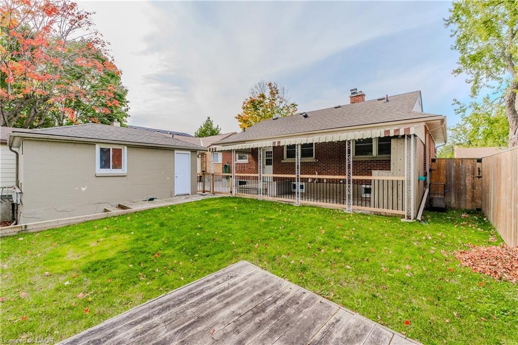 Lower-15 Edinburgh Road, Kitchener, ON, N2B 1M4 - 13