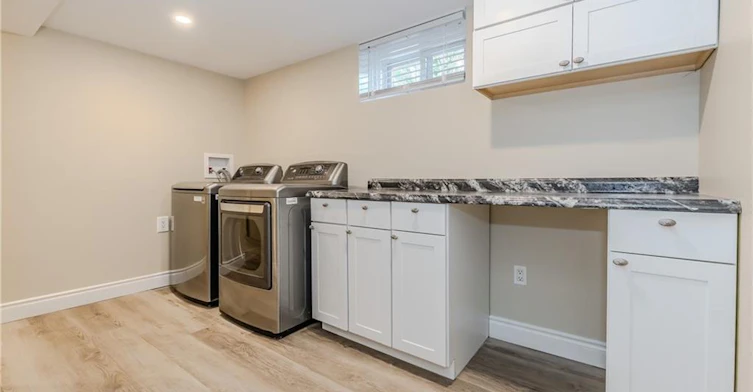 Lower-15 Edinburgh Road, Kitchener, ON, N2B 1M4 - 9