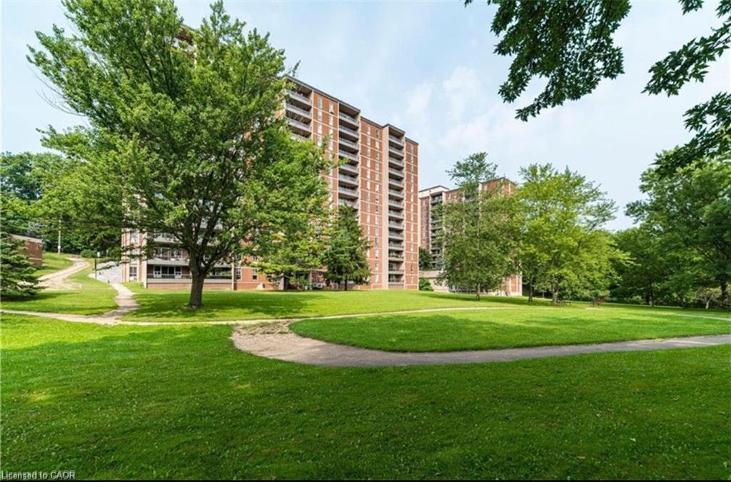 807-1968 Main Street W, Hamilton, ON, L8S 1J7