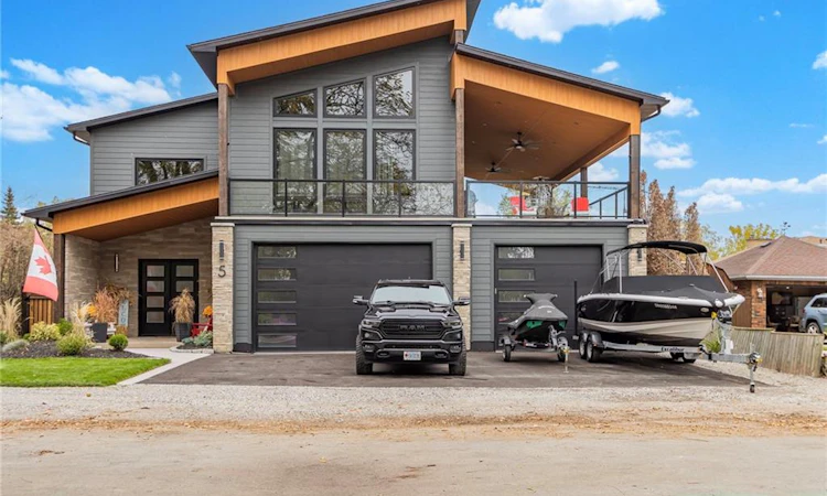5 Archibald Drive