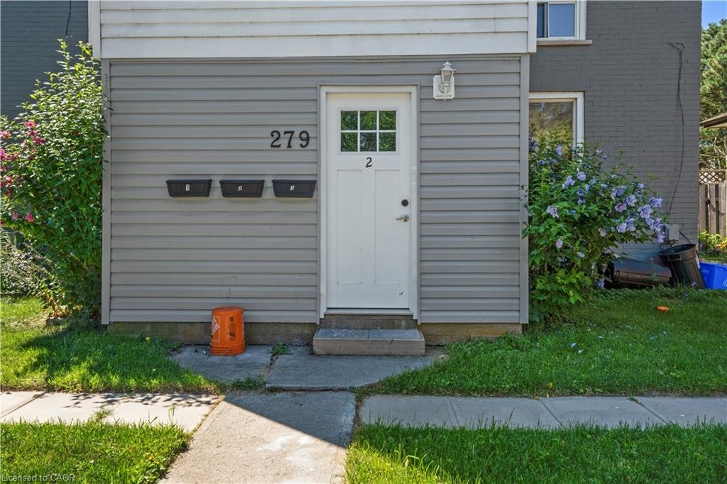 2-279 Darling Street, Brantford, ON, N3S 3X7 - 3