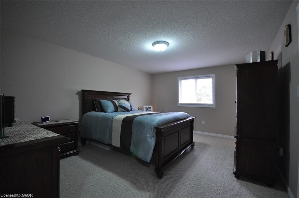294 Briarmeadow Drive, Kitchener, ON, N2A 4L1 - 11