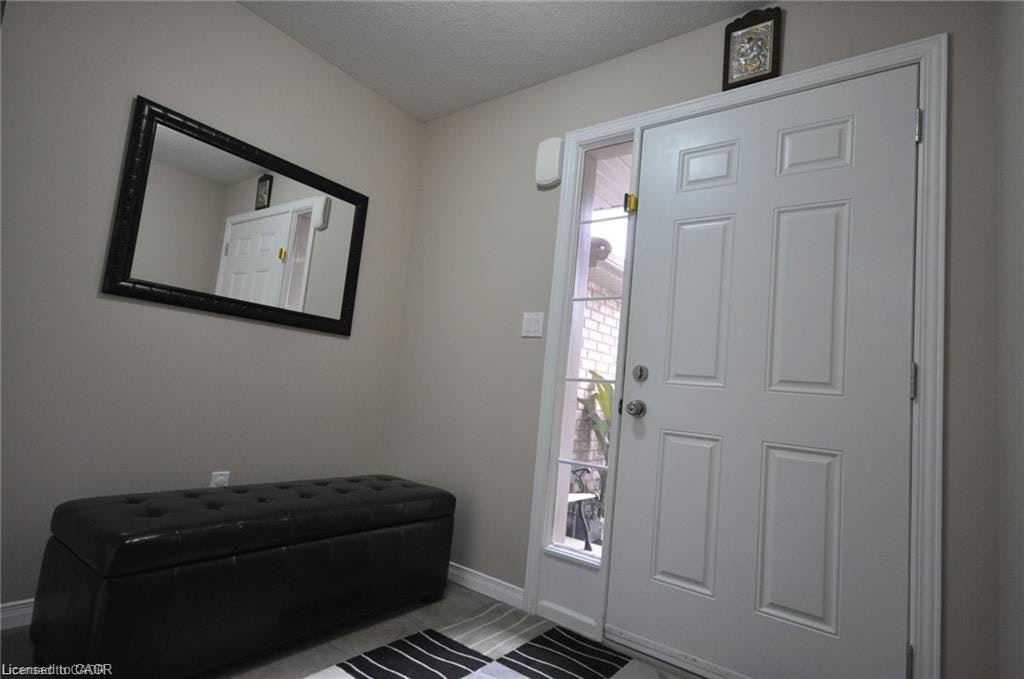 294 Briarmeadow Drive, Kitchener, ON, N2A 4L1 - 4