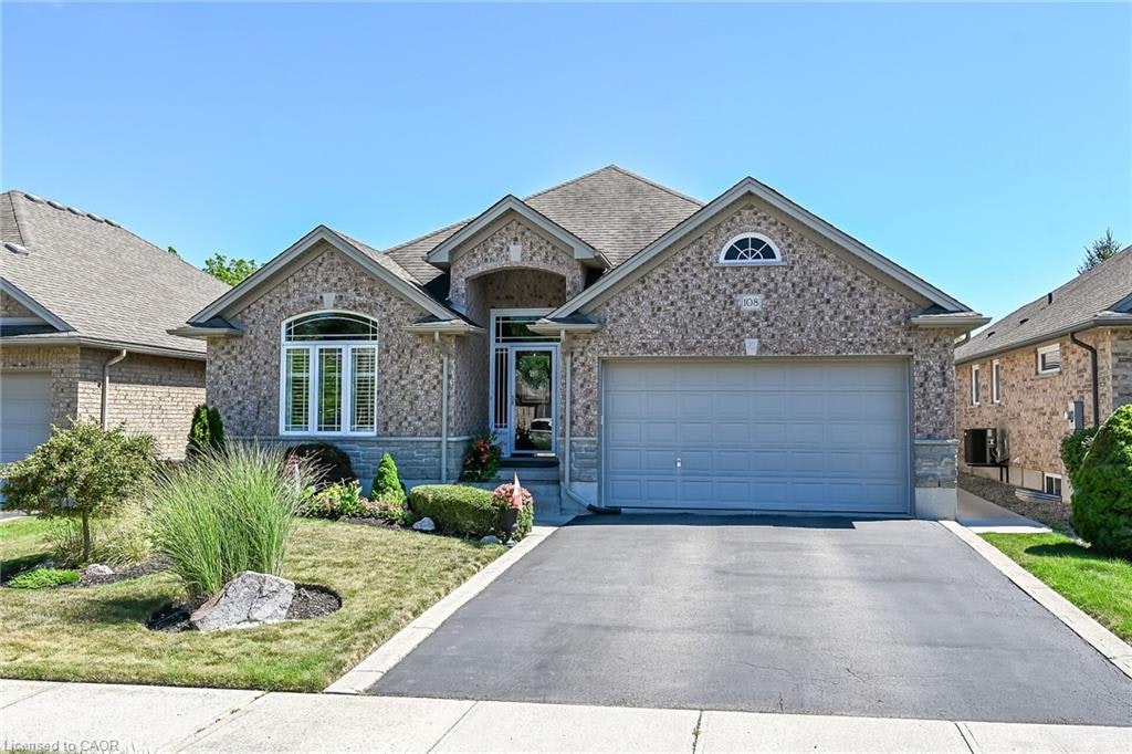 108 Willowdale Crescent, Norfolk County, ON, N0A 1N5