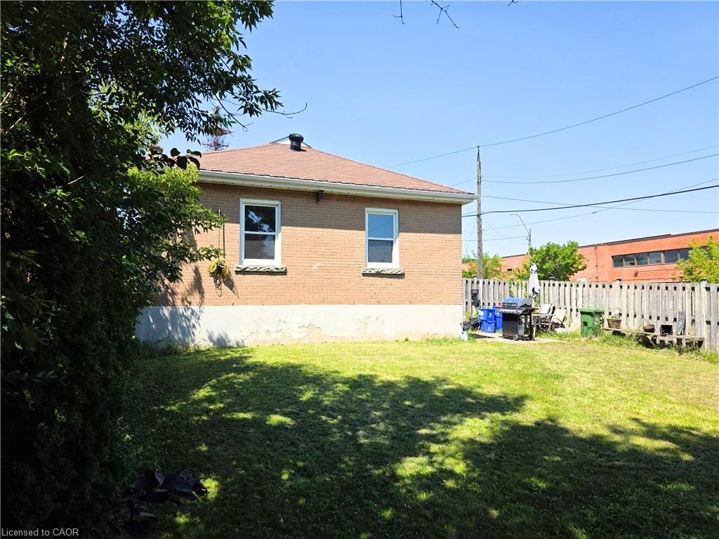 353 East 21st Street, Hamilton, ON, L8V 2V1 - 21