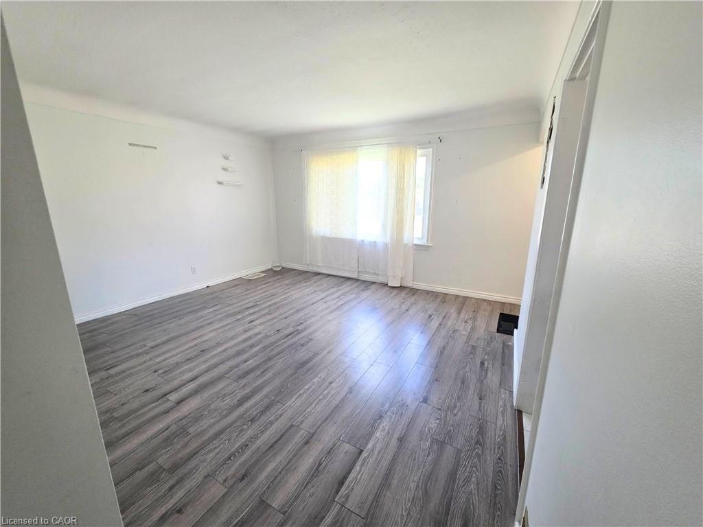353 East 21st Street, Hamilton, ON, L8V 2V1 - 5