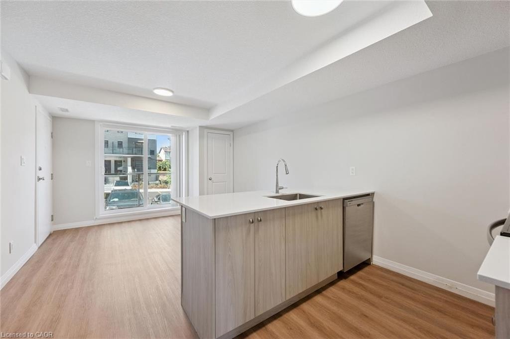 D9-410 Northfield Drive W, Waterloo, ON, N2V 0J3 - 9