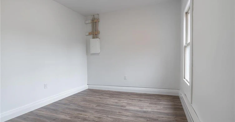 3-524 King Street E, Hamilton, ON, L8N 1E2 - 2