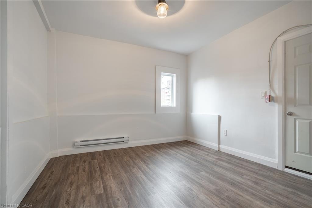 3-524 King Street E, Hamilton, ON, L8N 1E2