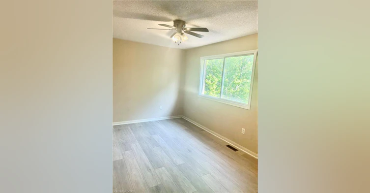 2088 Broadleaf Crescent, Burlington, ON, L7L 6S3 - 13