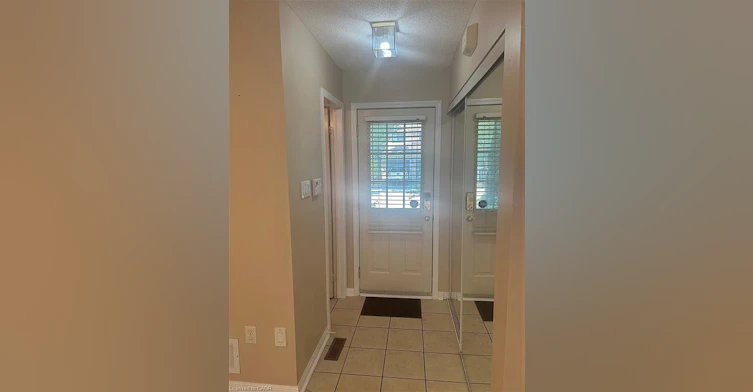 2088 Broadleaf Crescent, Burlington, ON, L7L 6S3 - 2