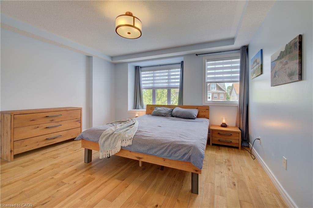 729 Keats Way, Waterloo, ON, N2T 2Y2 - 14