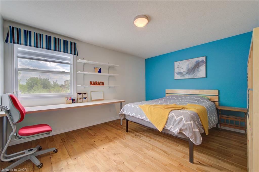 729 Keats Way, Waterloo, ON, N2T 2Y2 - 9