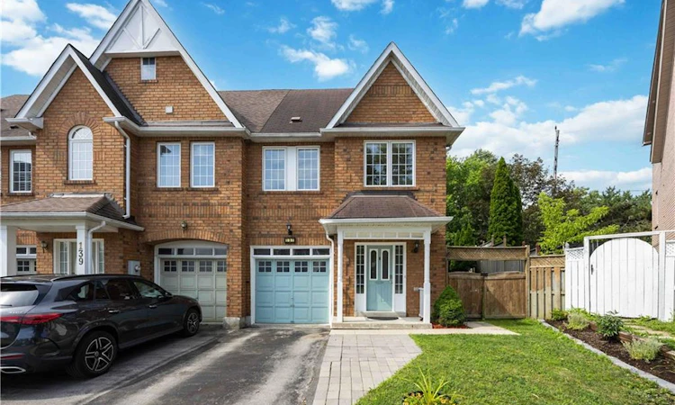 137 Stokely Crescent