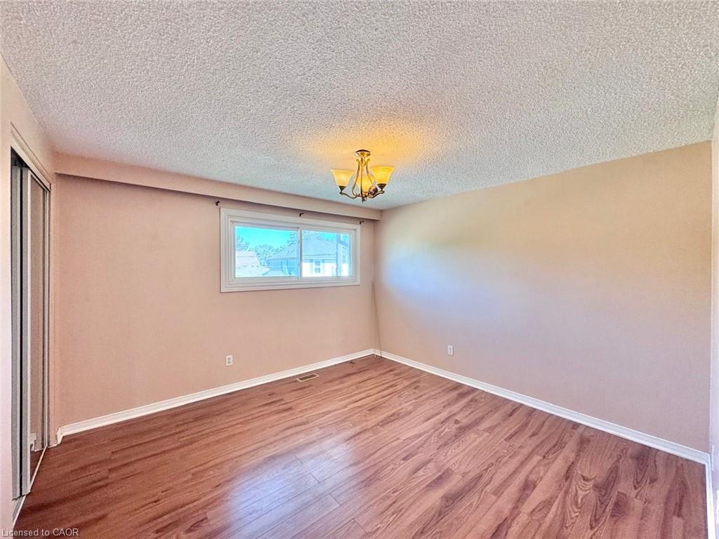319-327 Montrose Street S, Cambridge, ON, N3H 2J4 - 8