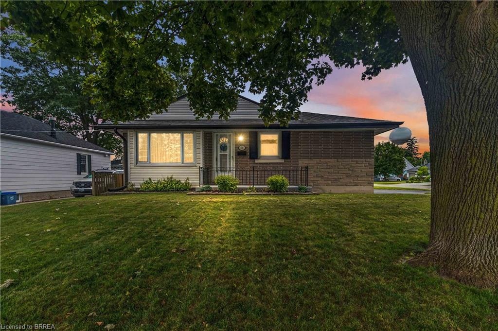 46 Fairview Drive, Brantford, ON, N3R 2W7