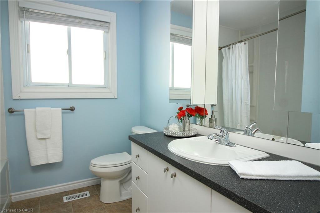UPPER-11 Wordsworth Place, Kitchener, ON, N2B 3K6 - 10