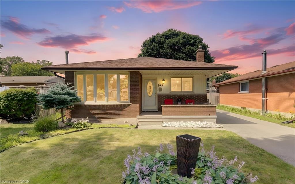 144 Holborn Drive, Kitchener, ON, M2A 2E5