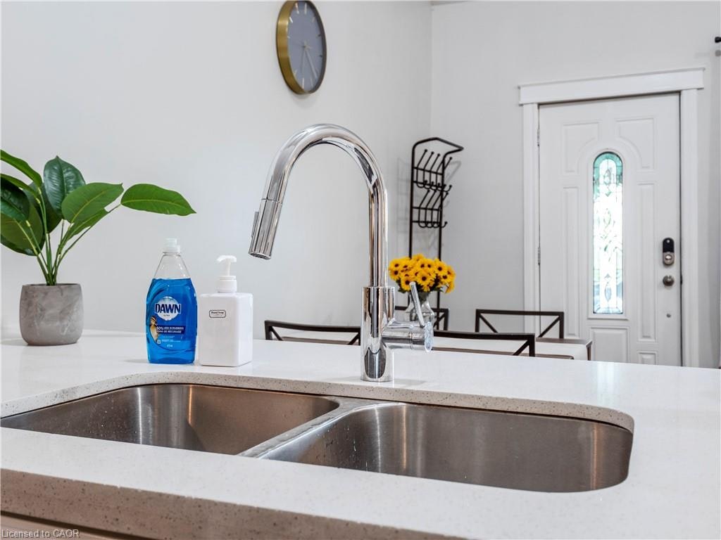47 Burlington Street W, Hamilton, ON, L8L 1G6 - 16