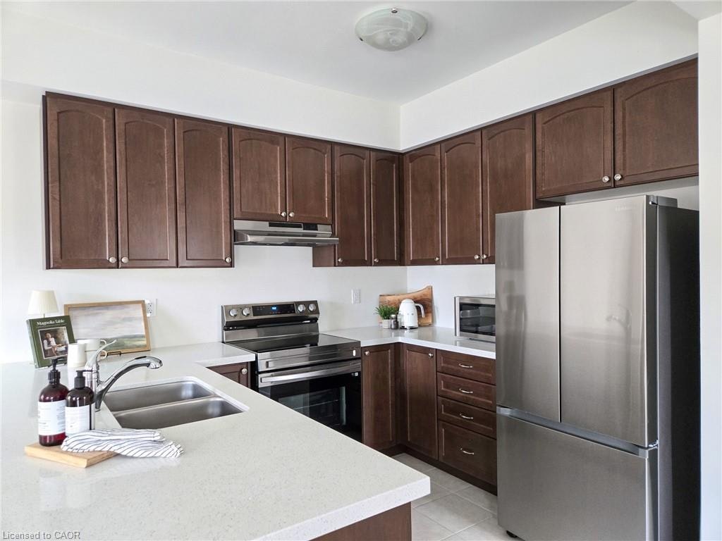 118-305 Garner Road W, Hamilton, ON, L9G 3K9 - 6
