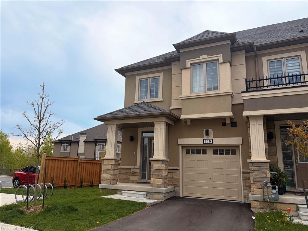 118-305 Garner Road W, Hamilton, ON, L9G 3K9