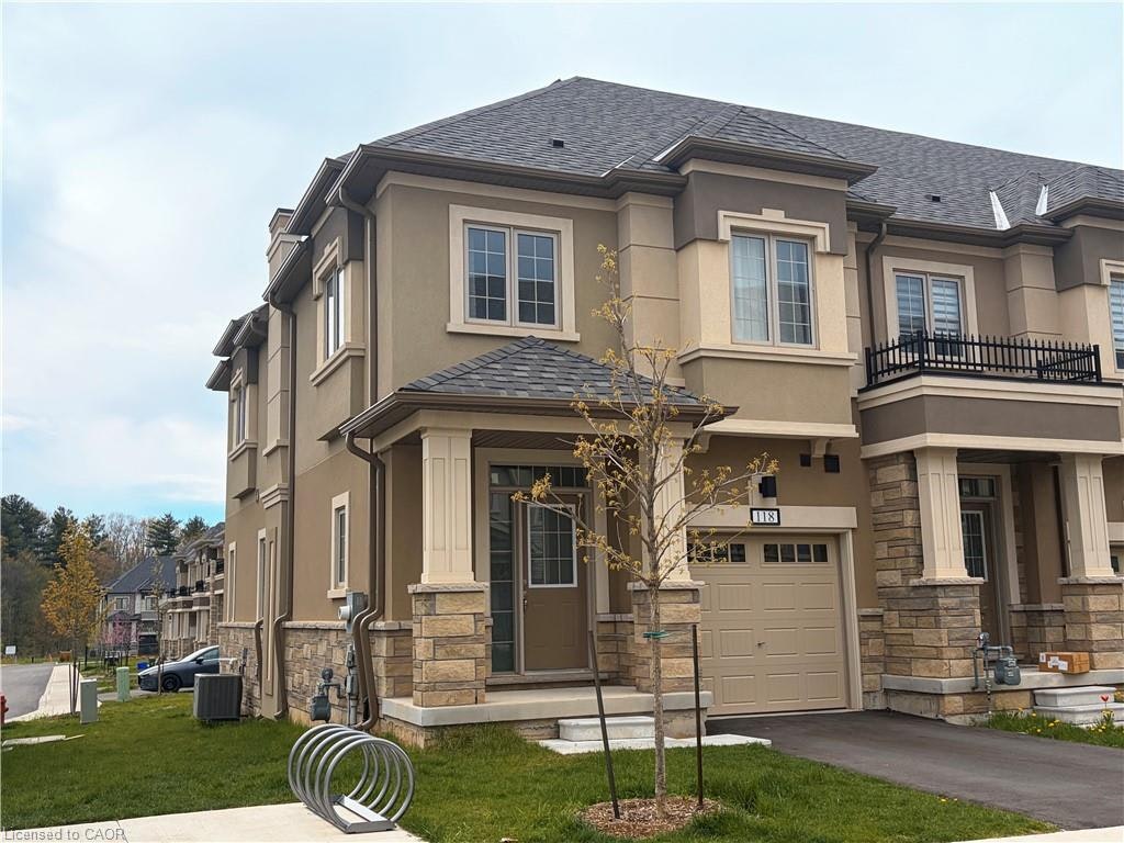 118-305 Garner Road W, Hamilton, ON, L9G 3K9 - 2