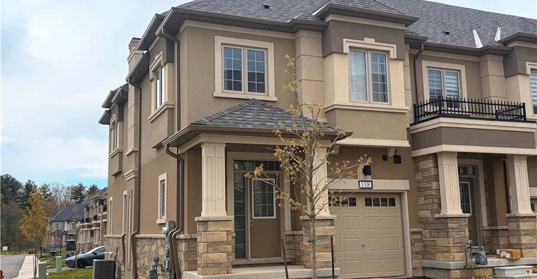 118-305 Garner Road W, Hamilton, ON, L9G 3K9 - 2