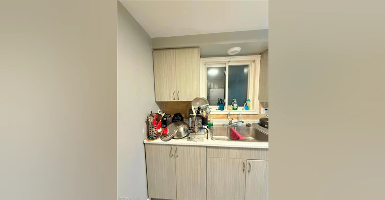 152 Woodside Avenue, Cambridge, ON, N1S 3Y1 - 9
