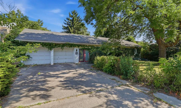 356 Thompson Road
