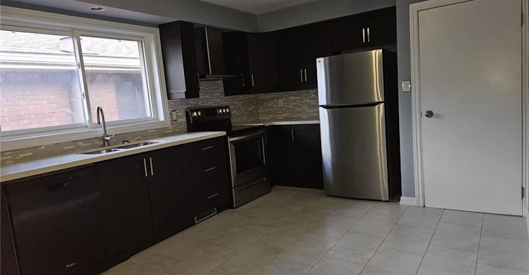 Upper-98 Lynbrook Drive, Hamilton, ON, L9C 2K9 - 10