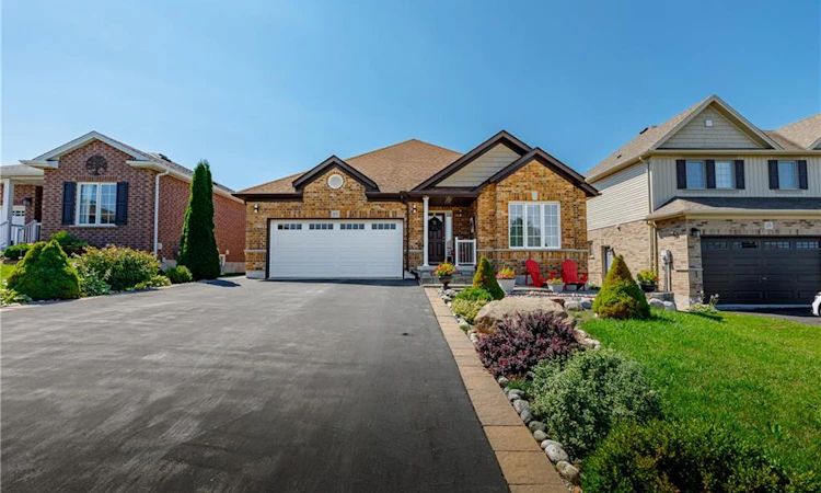 29 English Crescent