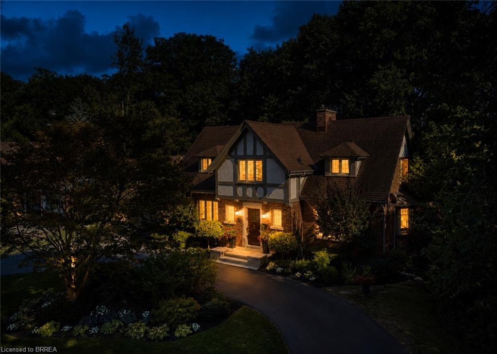 19 Inwood Drive, Brantford, ON, N3T 5J5