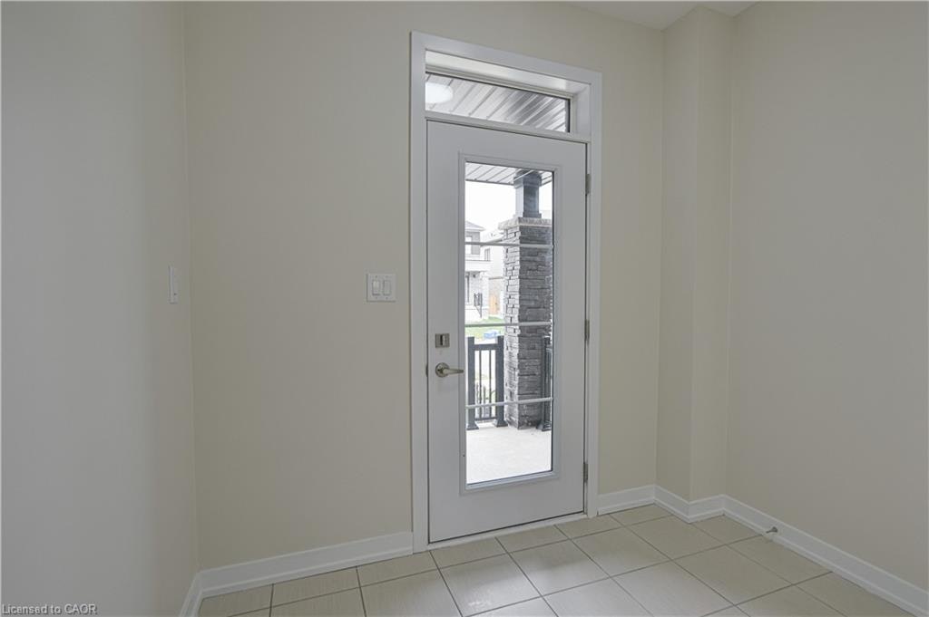 4 Owl Lane, Cayuga, ON, N3W 0G4 - 3