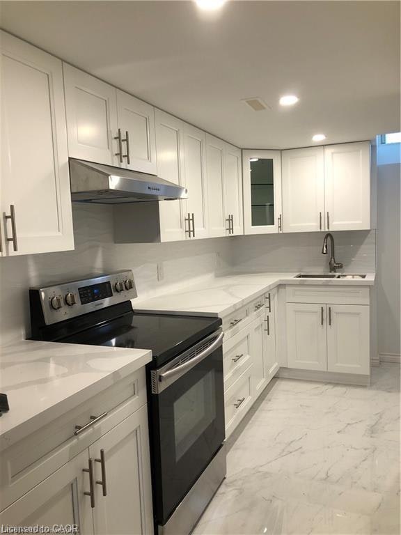 Lower-3 Lancer Court, Hamilton, ON, L9B 2B1 - 3