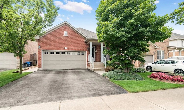 80 Vinifera Drive
