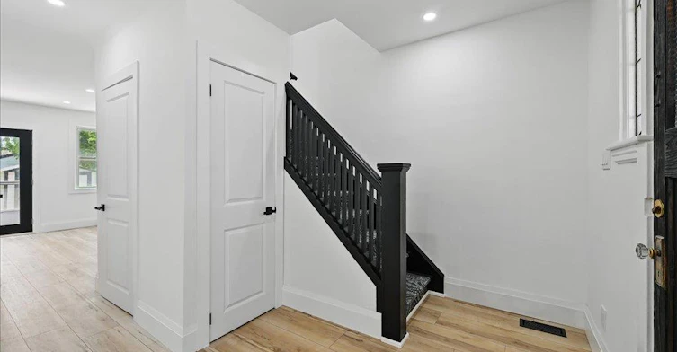189 Edgemont Street S, Hamilton, ON, L8K 2J1 - 7