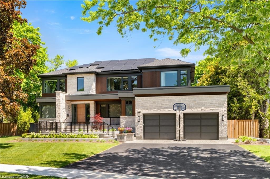 26 Golfview Place, Kitchener, ON, N2M 2Y2