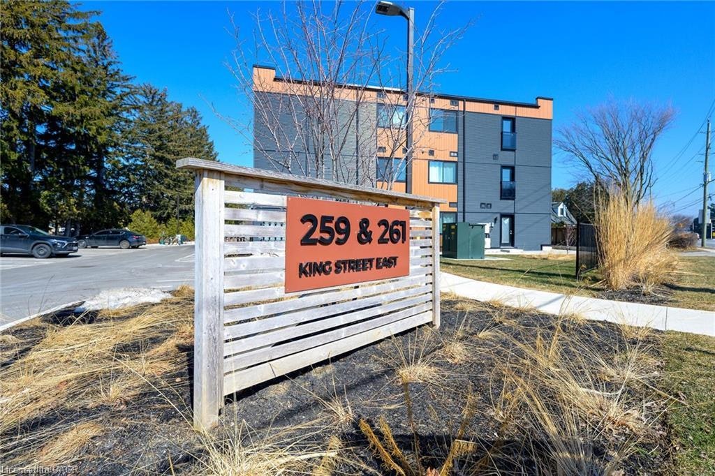 303-259 King Street E, Hamilton, ON, L8G 1L9
