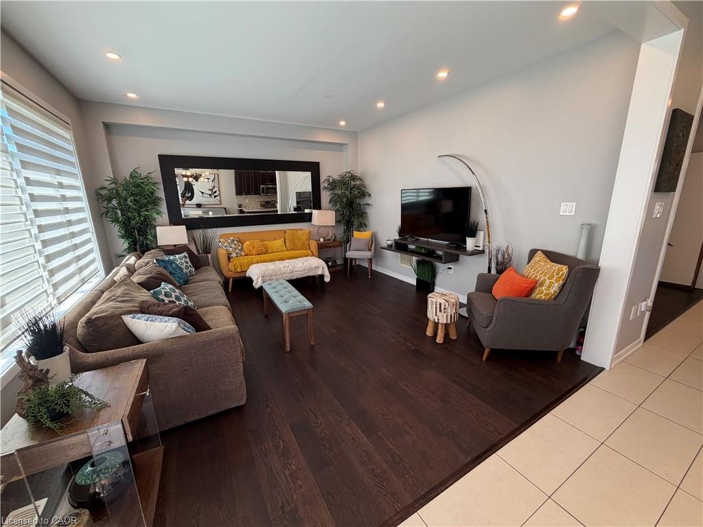 115 Pagebrook Crescent, Hamilton, ON, L8J 0K7 - 7