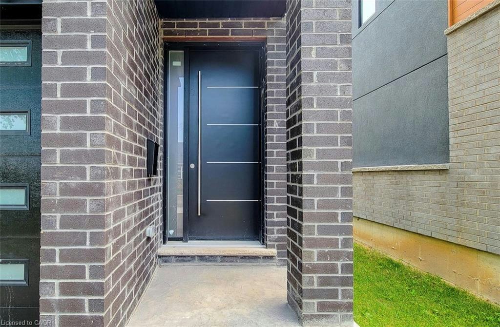10 Devonport Street, Hamilton, ON, L8R 3C6 - 3