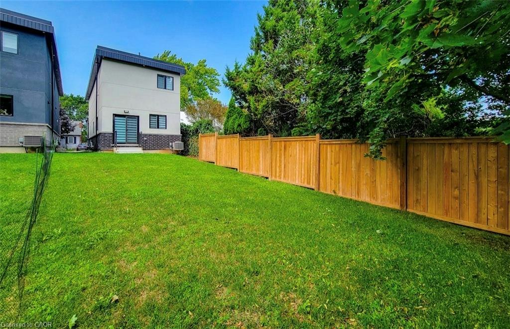 10 Devonport Street, Hamilton, ON, L8R 3C6 - 24