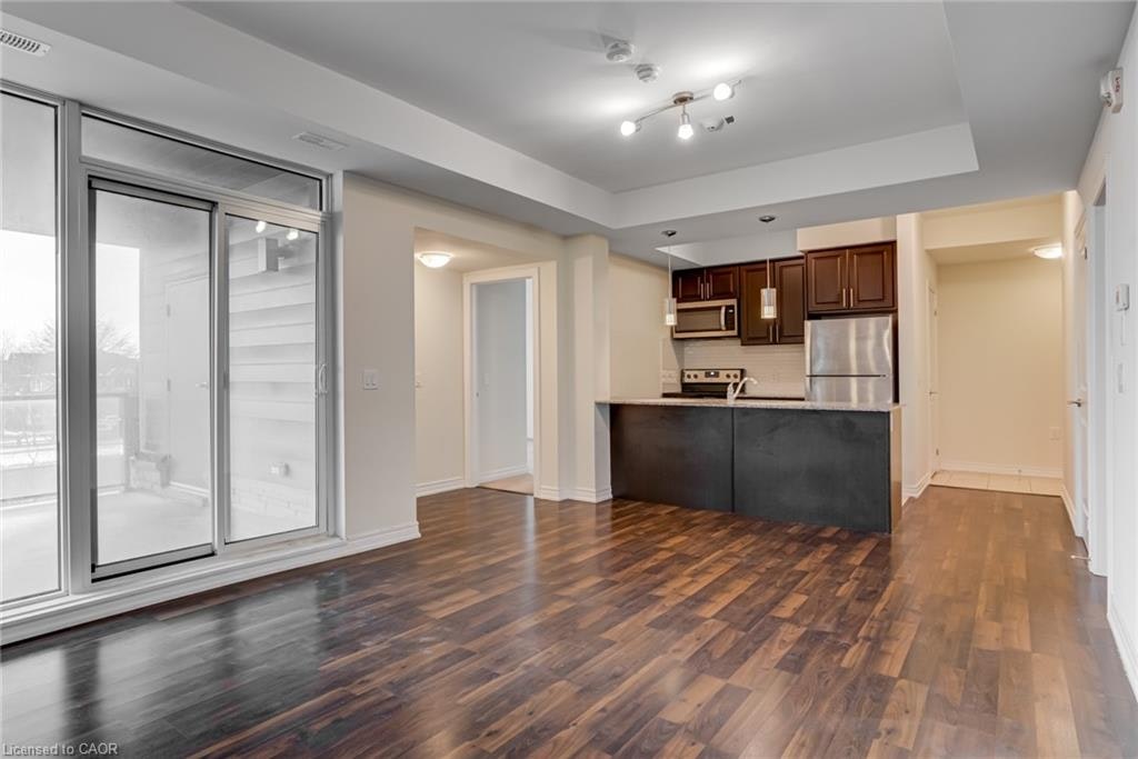 206-2393 Bronte Road, Oakville, ON, L6M 4J2 - 2