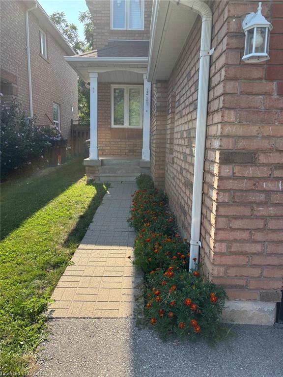 1377 Inuit Trail, Mississauga, ON, L5N 7R8 - 2