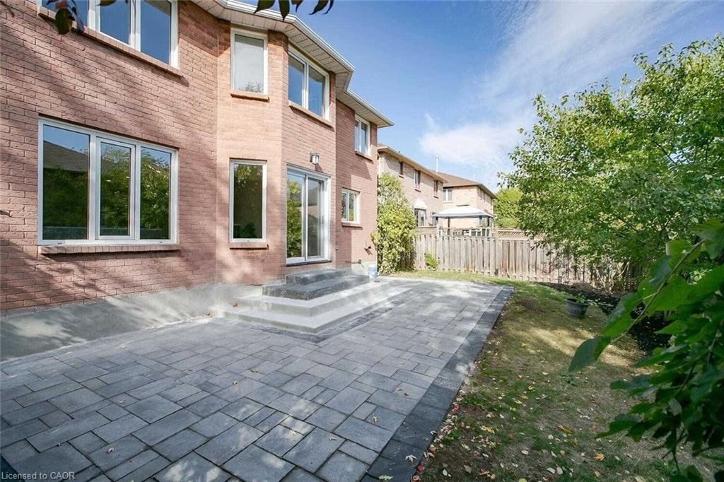 160 River Oaks Boulevard E, Oakville, ON, L6H 5N7 - 39