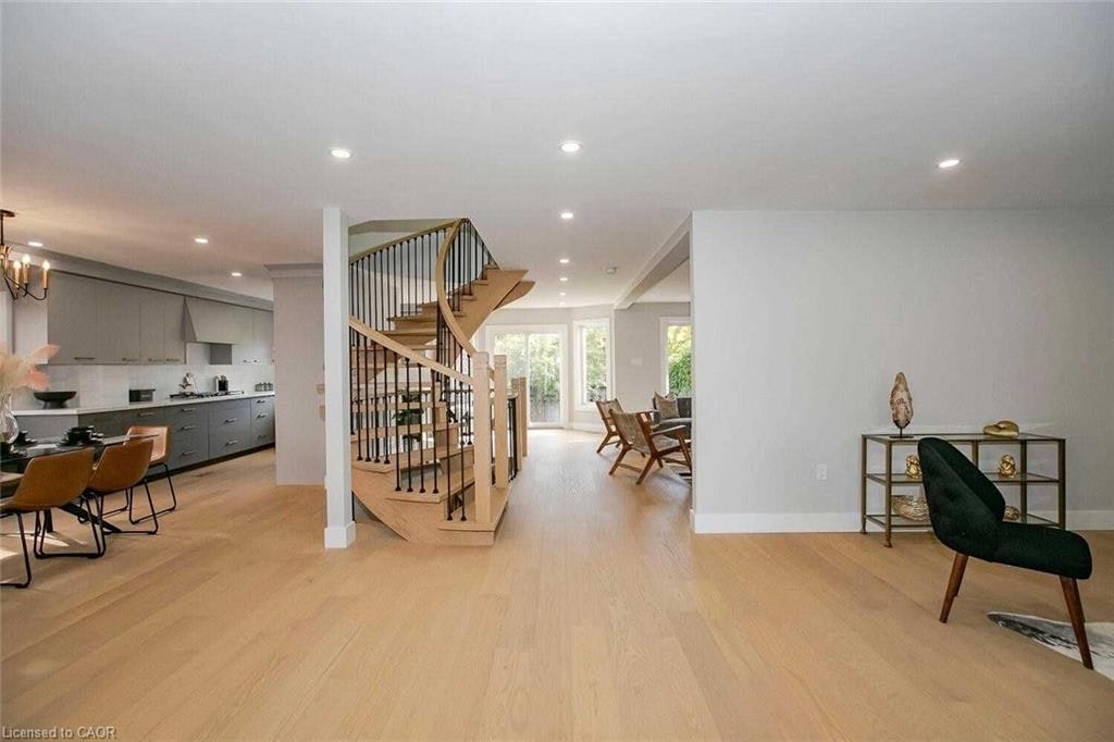 160 River Oaks Boulevard E, Oakville, ON, L6H 5N7 - 6