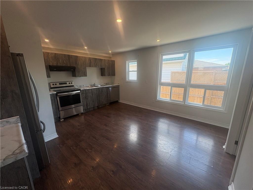 BACK-427 Talbot Street, Hamilton, ON, L8H 6T6