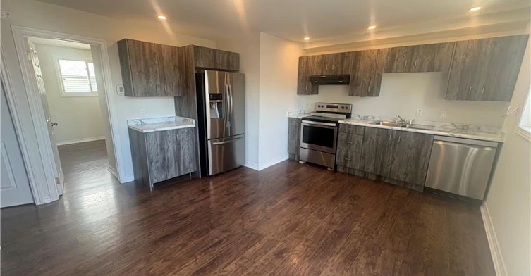 BACK-427 Talbot Street, Hamilton, ON, L8H 6T6 - 4