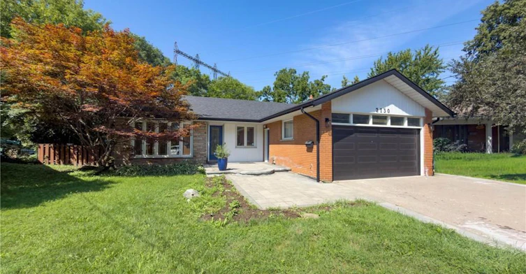 UPPER-2130 Greenhurst Avenue, Mississauga, ON, L4X 1J6 - 2