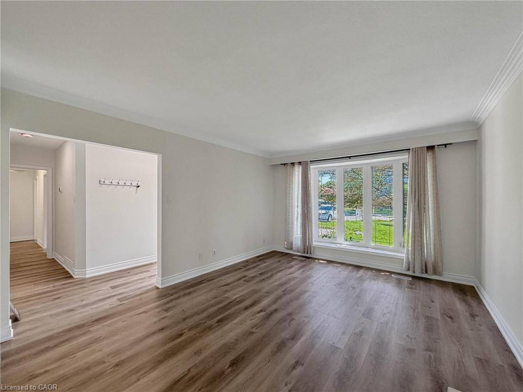 UPPER-2130 Greenhurst Avenue, Mississauga, ON, L4X 1J6 - 7